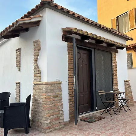 Holiday home Per Vacanze-casa Sole Fiumicino